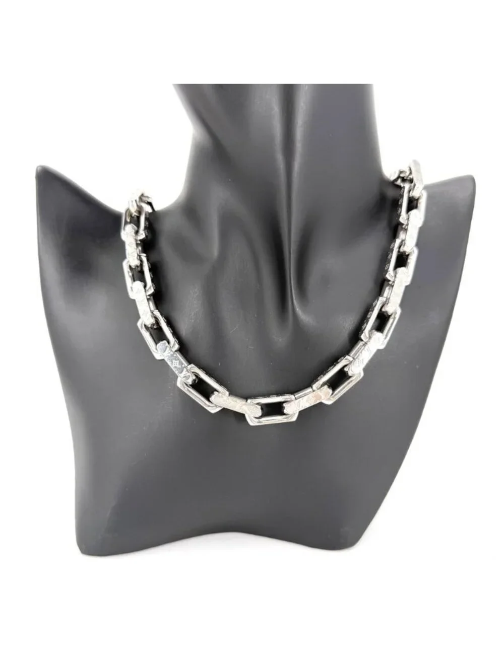 Louis Vuitton Big Necklace Chain Monogram Silver